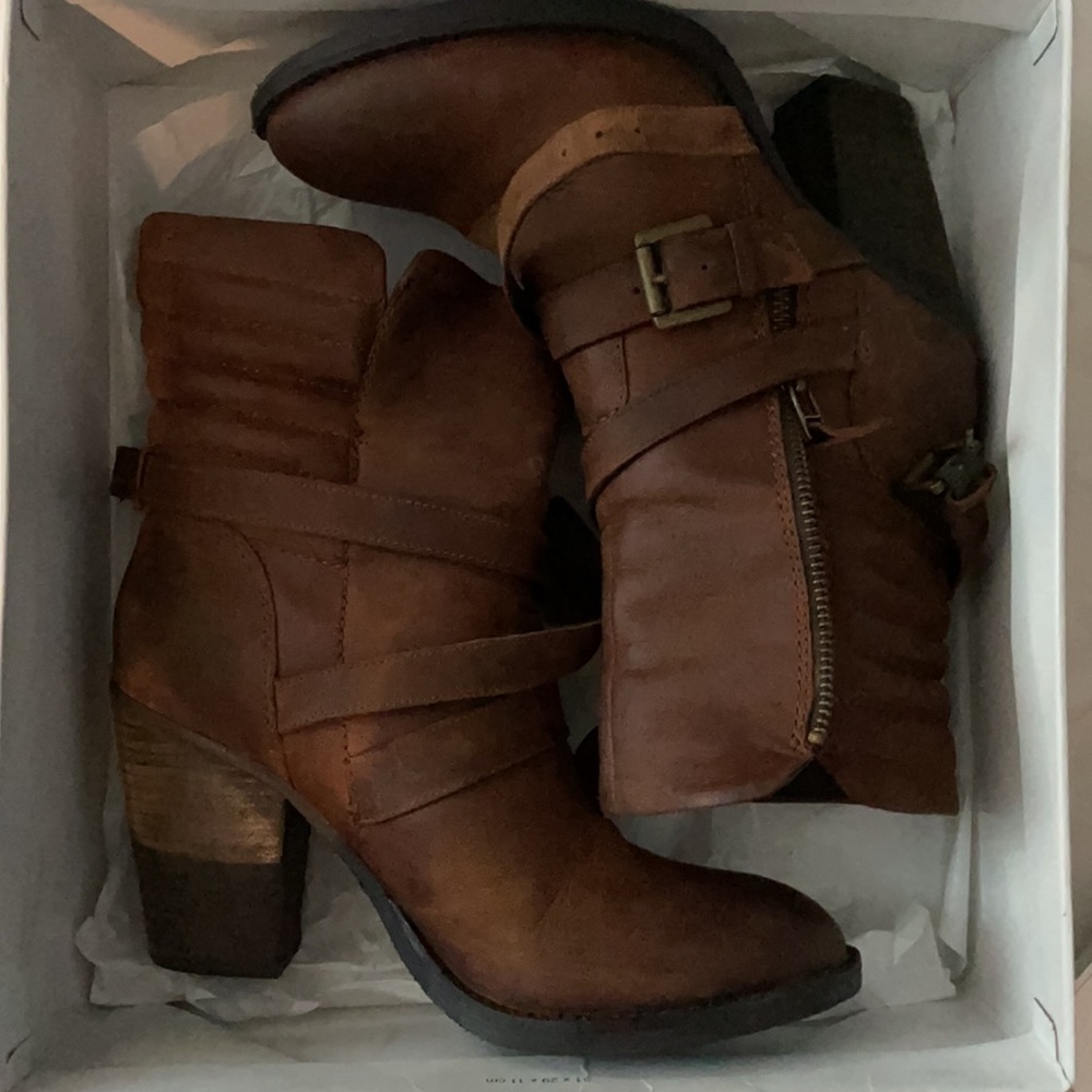 Brown leather Steve Madden heeled booties - Picture 4 of 4